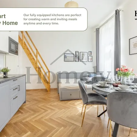 Homely I 48m2 I Elevator I Self Check-in Apartament